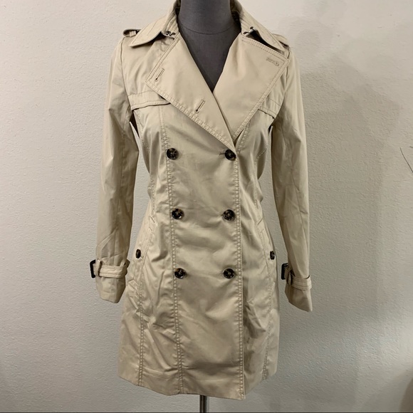 BR Water-Resistant Classic Trench Coat - Picture 3 of 11